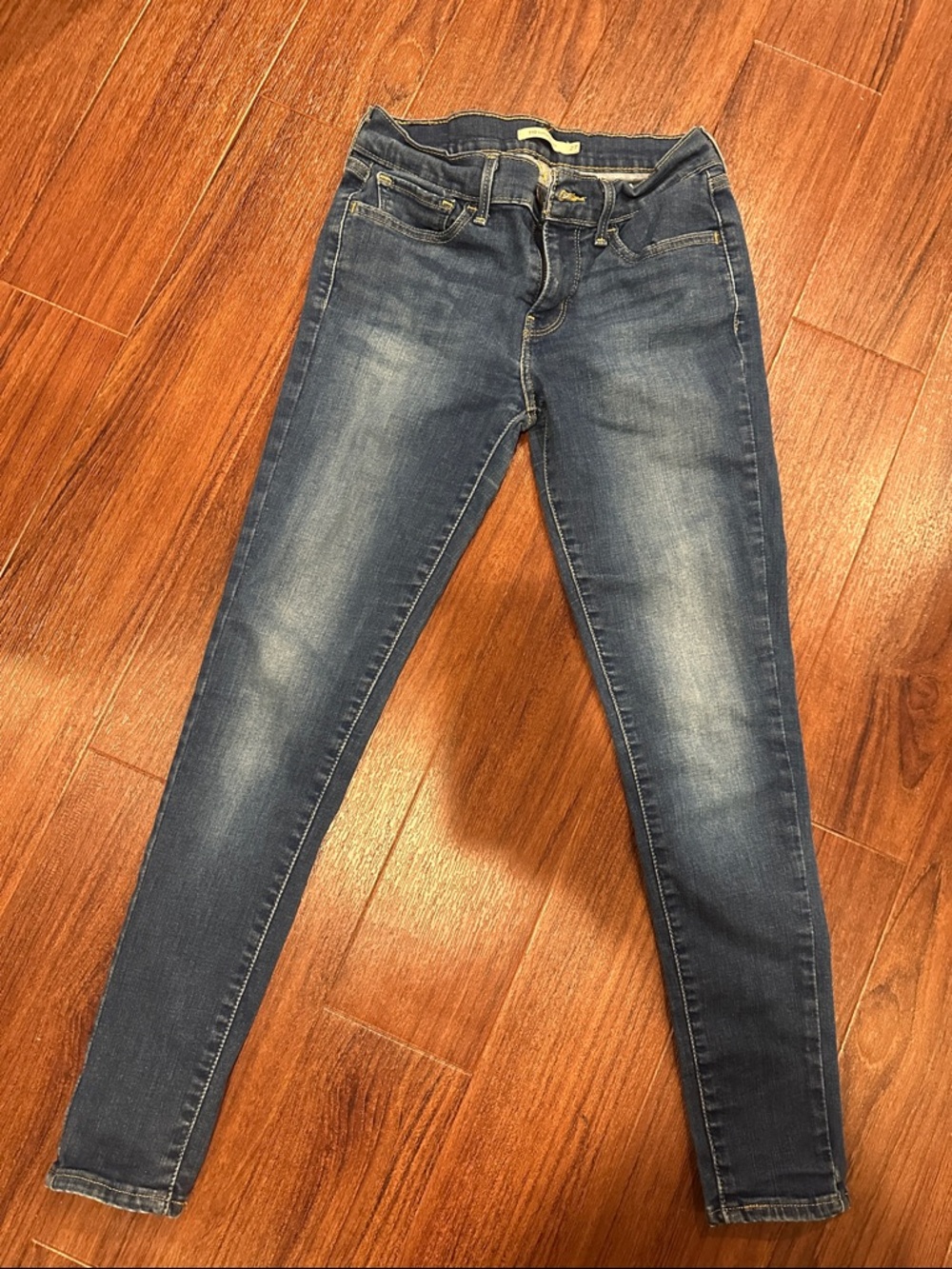 Levi Strauss Size 27 Women’s Super Skinny Jeans